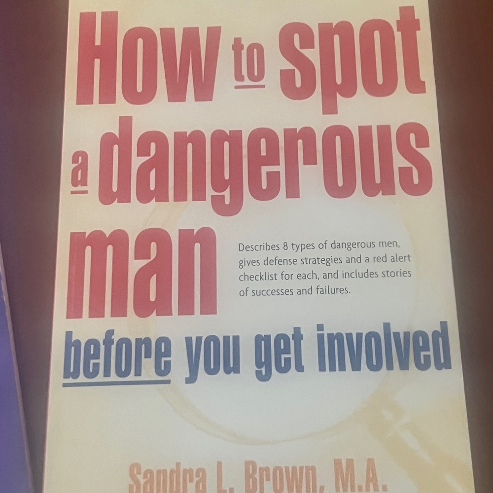 NEW How to Spot a Dangerous Man Book and Workbook Set - Picture 3 of 9